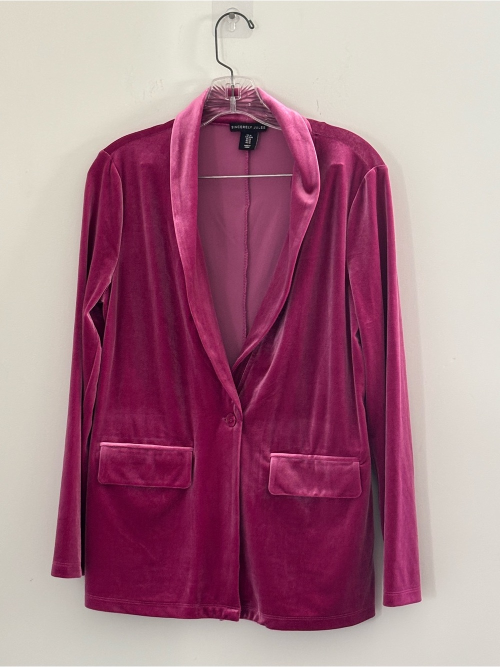 Sincerly Jules Fuchsia Velvet Blazer